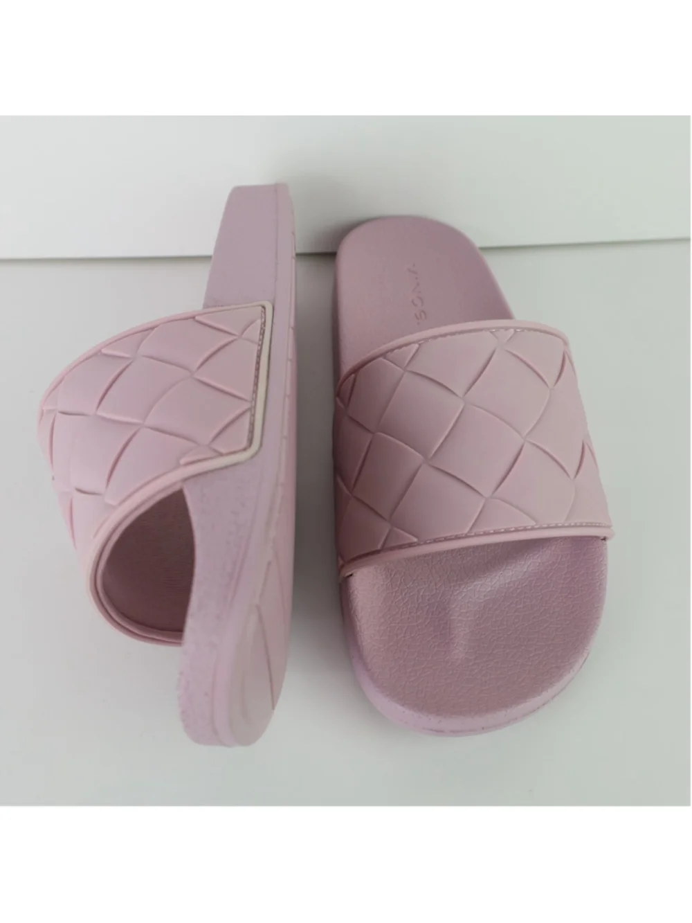 Vince Women's Watley Slide Sandals Light Purple 8- 0443